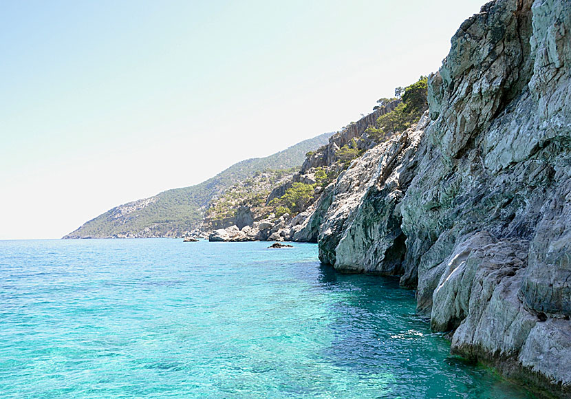 Snorkel-friendly water and bathing rocks in Kyra Panagia.