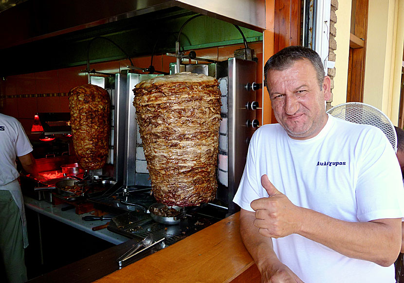 There are many good gyros restaurants in Kos town.