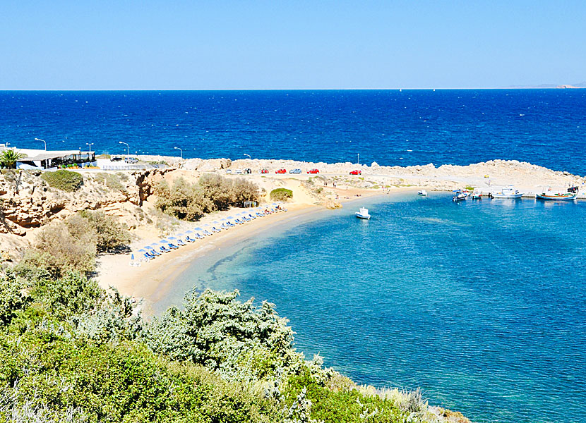 Above Limnionas beach is Restaurant Limnionas, which serves fresh fish.