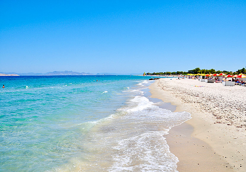 You can walk along the sea between Marmari and Tigaki beaches on Kos.