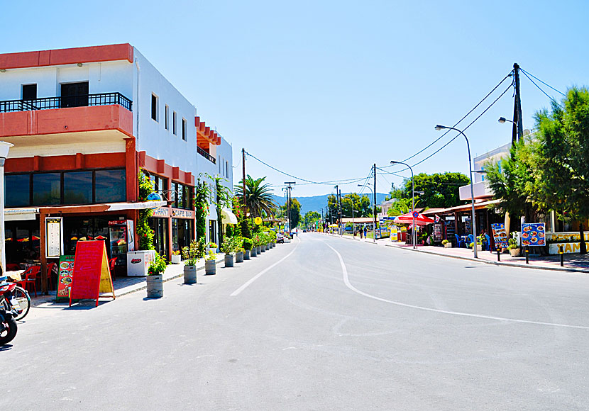 Tavernas, restaurants and shops in Marmari on Kos.