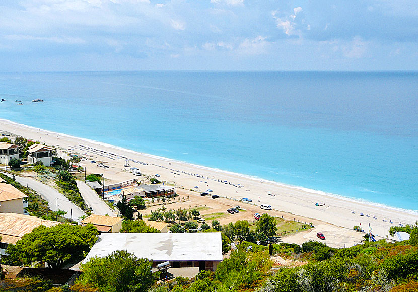 The sandy beach Kathisma is one of many fantastic beaches on the west coast of Lefkada.