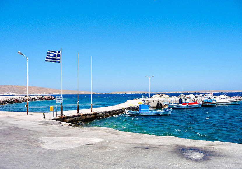 From the port of Sigri there are ferries to the port of Piraeus in Athens.