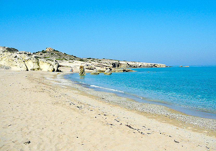 Alogomandra beach near Papafragas and Kapros on Milos.