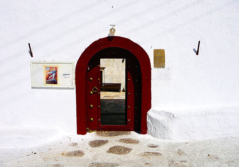 The entrance to Panagia Tourliani Monastery.