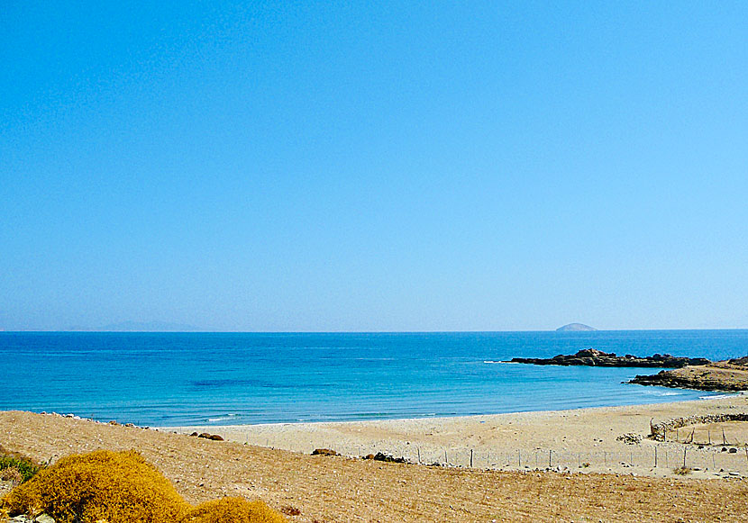 Kleidos beach south of Moutsouna.