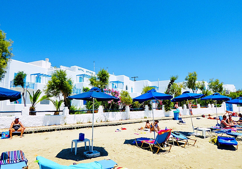 Beachfront hotel with pool in Agios Georgios on Naxos in the Cyclades.