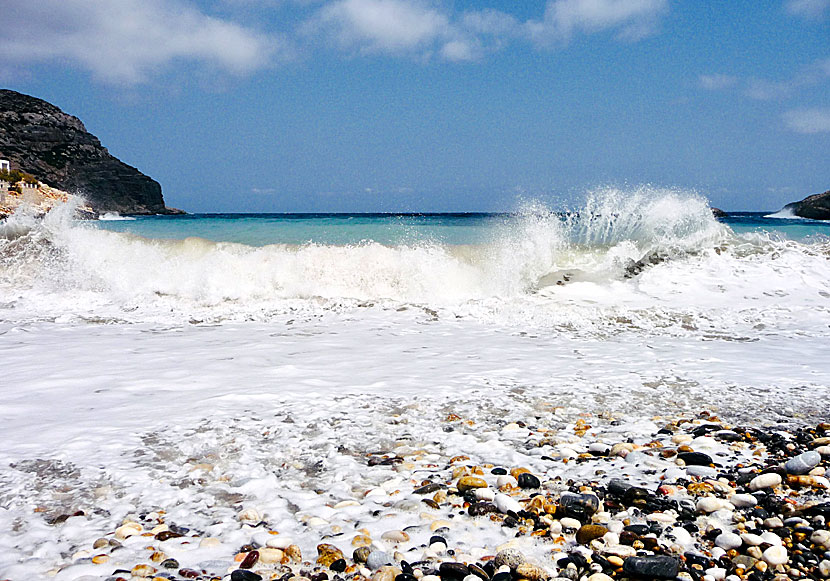 High waves at Lionas beach.