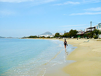 Hike between the beaches of southwest Naxos.