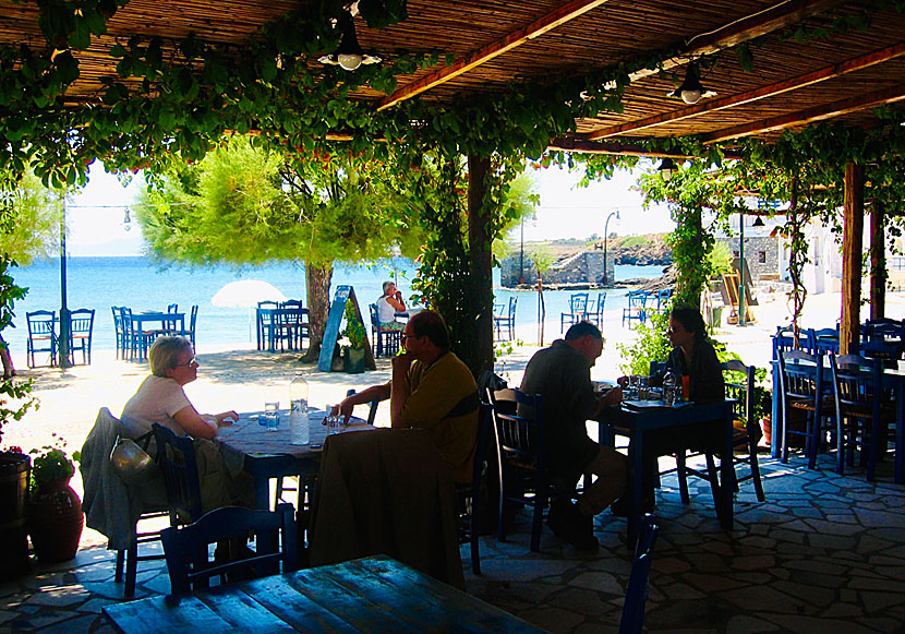 To Dichti Restaurant is the best taverna in Moutsouna.