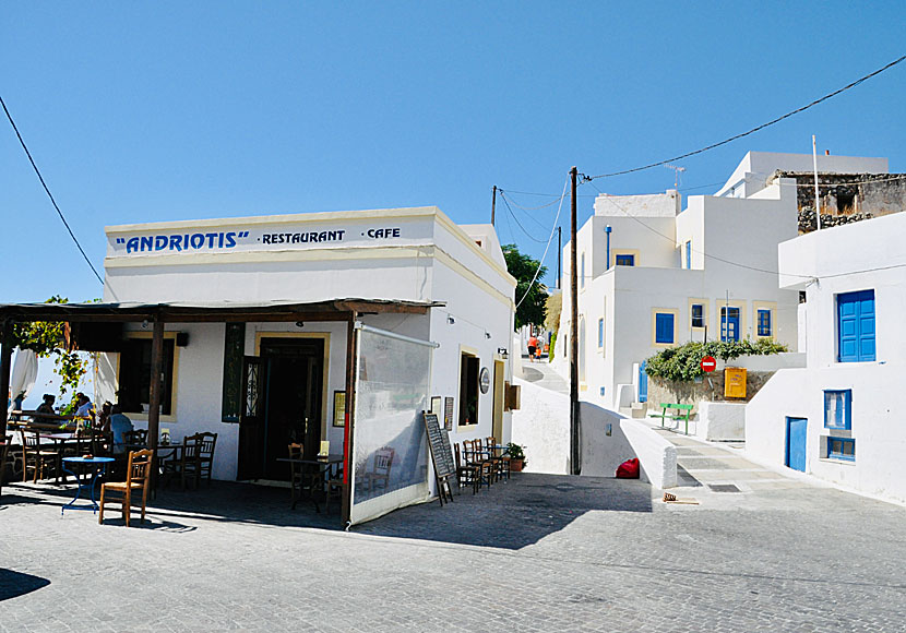 Taverna Andriotis Meating in Nikia on Nisyros.
