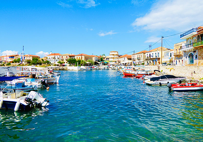 Agios Nikolaos is a small, charming fishing village about 10 kilometers south of Kardamili in the Peloponnese.