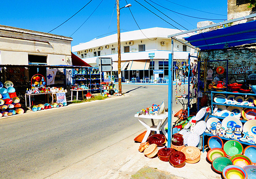 The village of Pyrgos Pirou located above the Diros Caves is famous for its pottery.