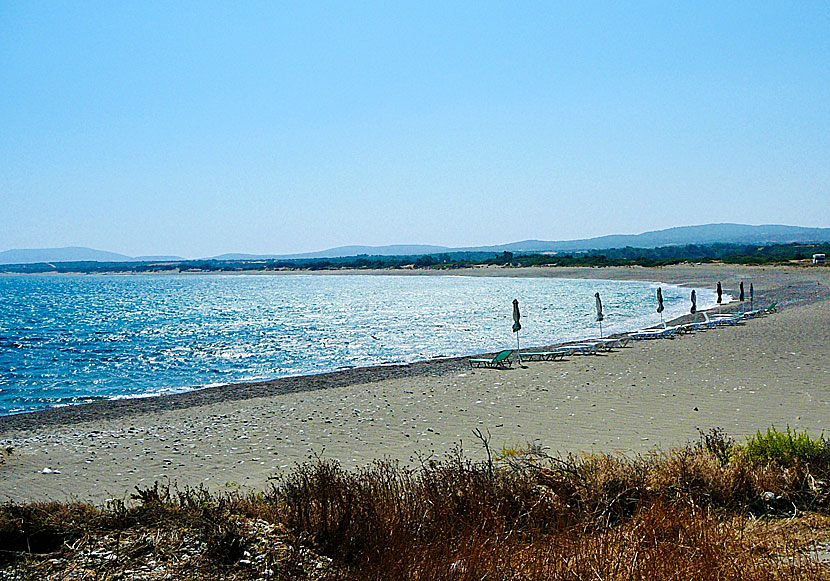 Agios Georgios beach is located on the east coast of Rhodes, not far from Prasonisi beach.