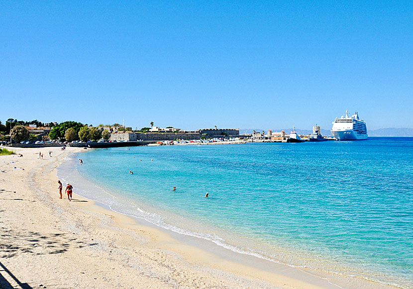 The sandy beach that lies between the old town and Akandia port on Rhodes.