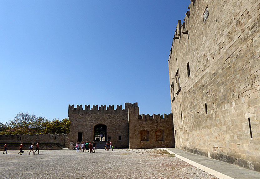The  old wall around Rhodes old town.