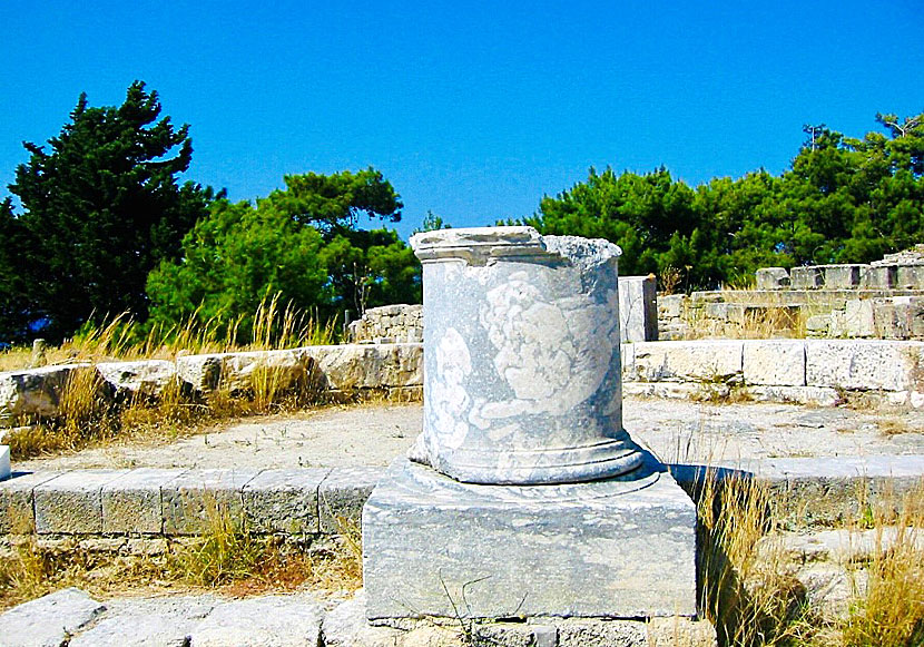 Temples and columns in the ancient city of Kamiros in Rhodes.