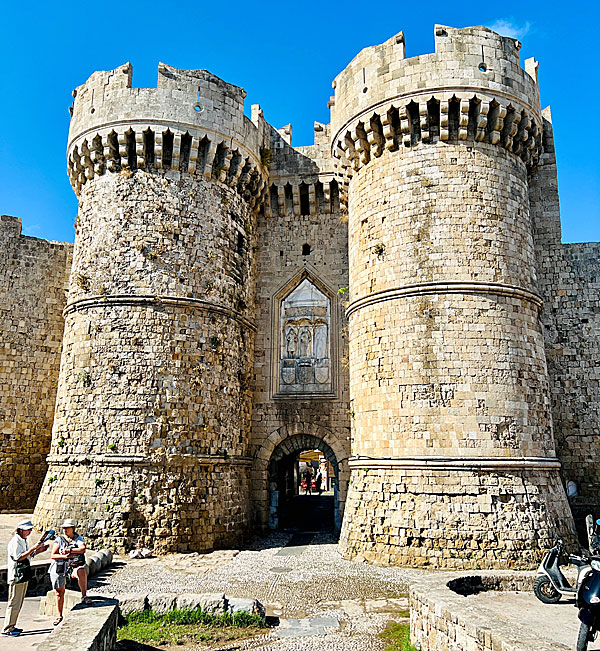 There are eleven entrances and exits to the old town of Rhodes. One is called Eleftherias gate and the most beautiful is Marina Gate.