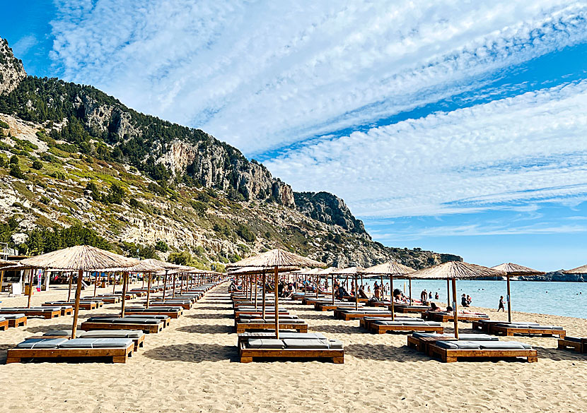 Rent sunbeds, deckchairs and parasols at Tsambika beach.