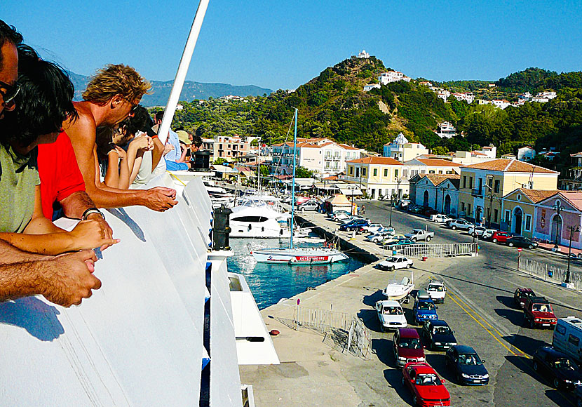 The port of Karlovassi on Samos.