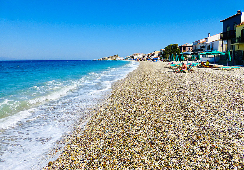 The best beaches in Samos. Kokkari beach.