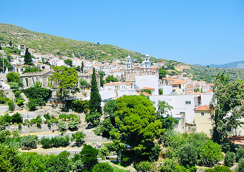 Marathokampos is one of Samos many genuine mountain villages.