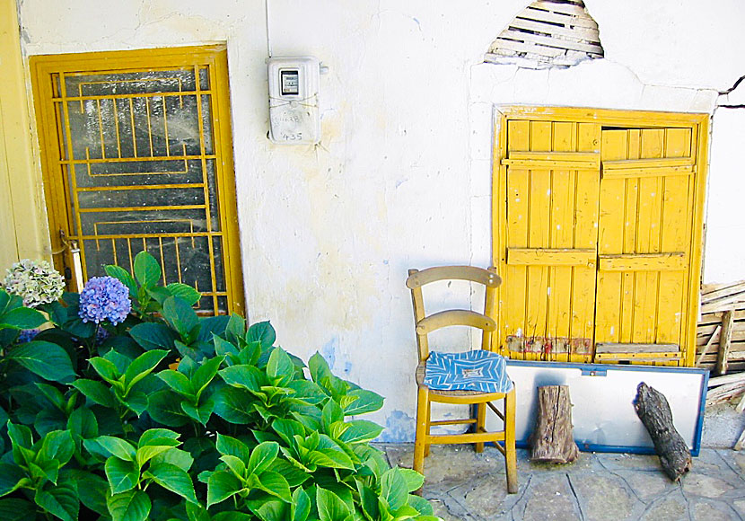 he genuine village of Stavrinides near the village of Manolates in North Samos.