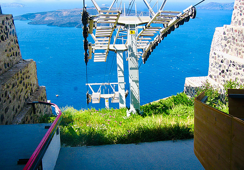 The cable car in Santorini looks like an attraction at an amusement park.