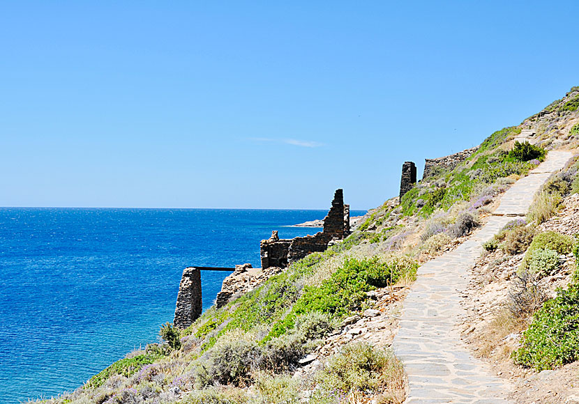 The path that goes from Faros to Apokofto beach and the monastery of Chrisopigi on Sifnos in the Cyclades.