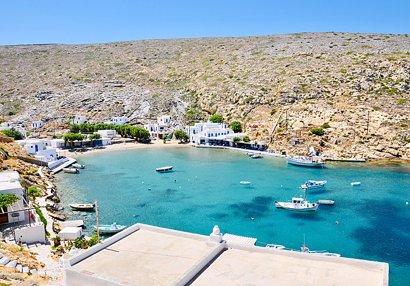 
Drive car and bike to Heronissos village and beach on northern Sifnos in the Cyclades. 