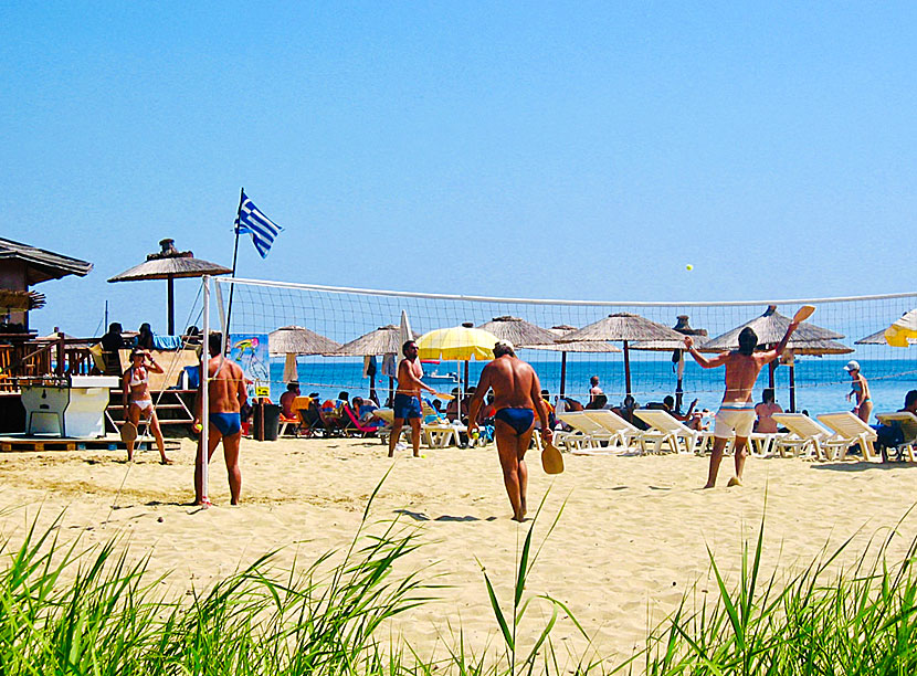 Beach volleyball at Vromolimnos beach on Skiathos