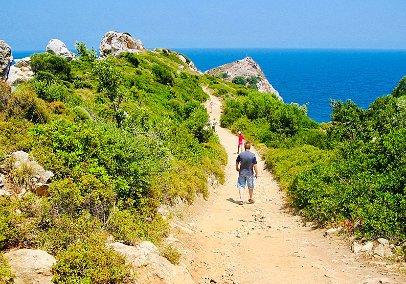 Hike to the old capital of Skiathos, Kastro.