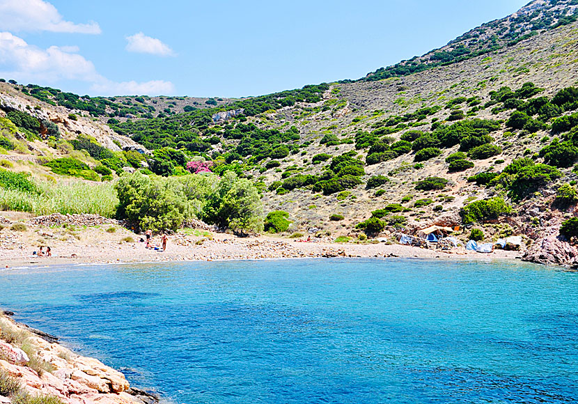 The best beaches on Syros. Armeos beach.