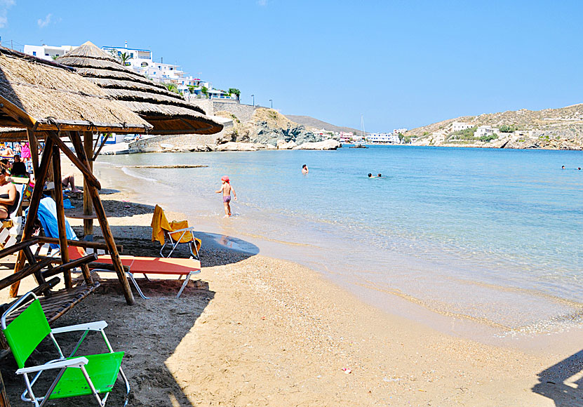 The best beaches on Syros. Achladi beach.