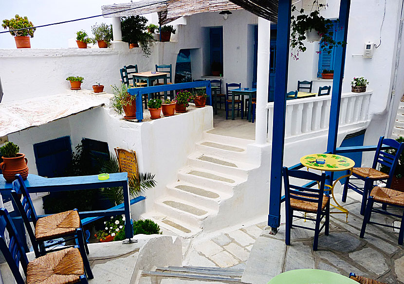 Taverna in Kardiani on Tinos.