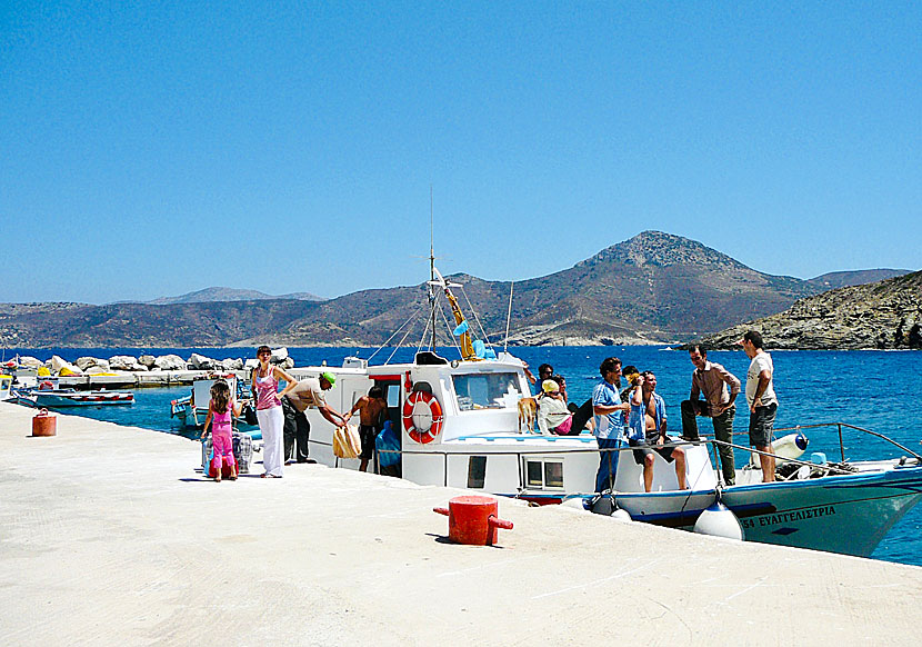 The port in Thimena.