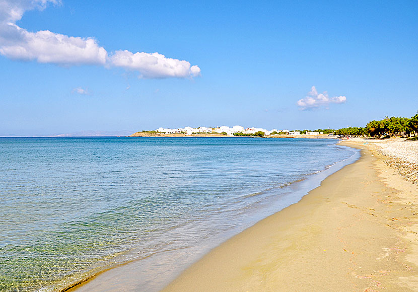 Agios Fokas is the beach closest to Tinos town.