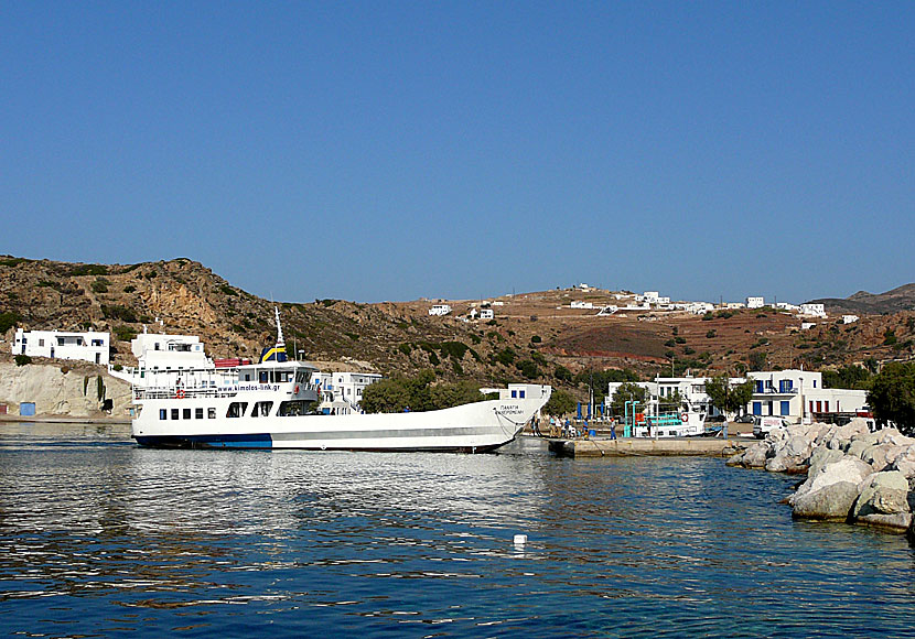The ferry Panagia Faneromeni, that runs between Pollonia on Milos and Psathi on Kimolos.