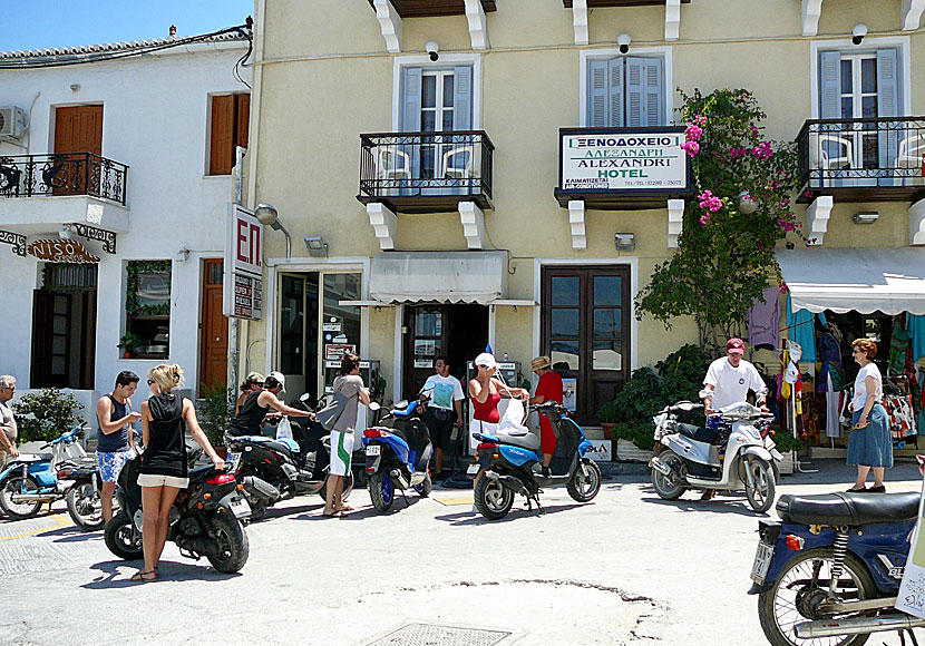 Rent a car, moped and bicycle on the island of Spetses.